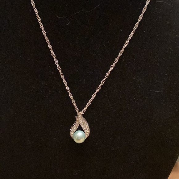 STRIKING green Pearl necklace matching Earring included - Picture 9 of 10